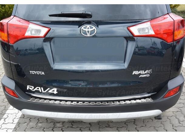 Stötfångarskydd / Lastskydd | Toyota RAV4 2013-2015 | gytek.se