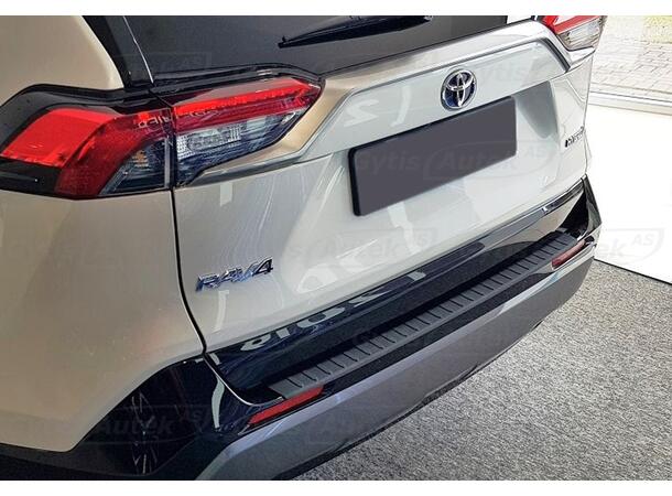 Stötfångarskydd / Lastskydd | Toyota RAV4 2019-> | gytek.se